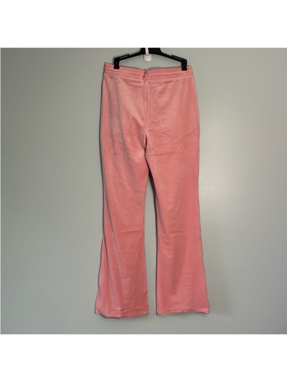 Paris Hilton Medium Set Masterpiece Pants Heart Sports Bra Pearl Blush pink NWT - Picture 7 of 15